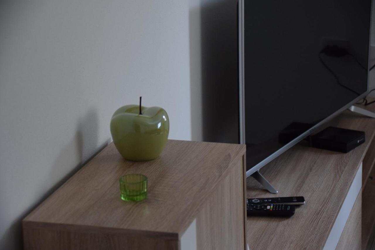 White Apartment イゾラ エクステリア 写真