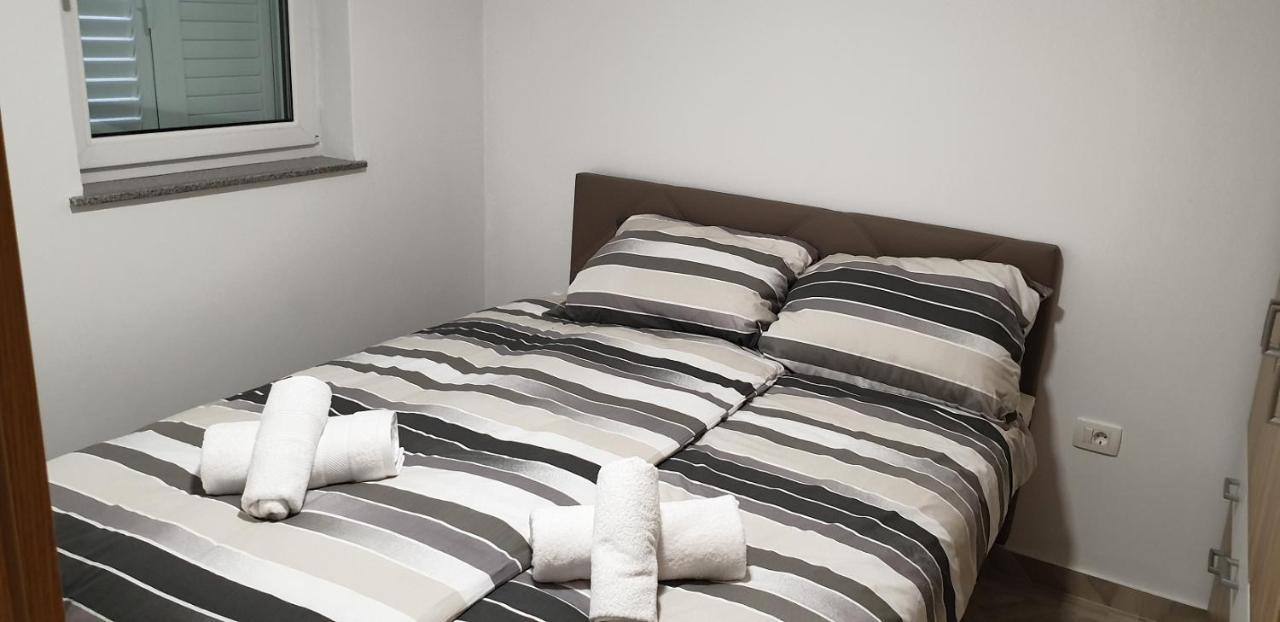 White Apartment イゾラ エクステリア 写真
