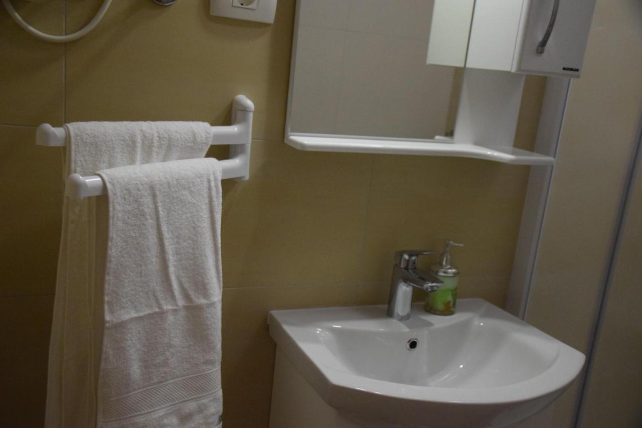 White Apartment イゾラ エクステリア 写真